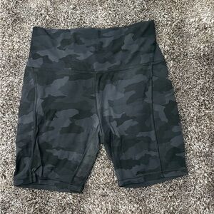 Lululemon Athletica Black Camo Bike Shorts